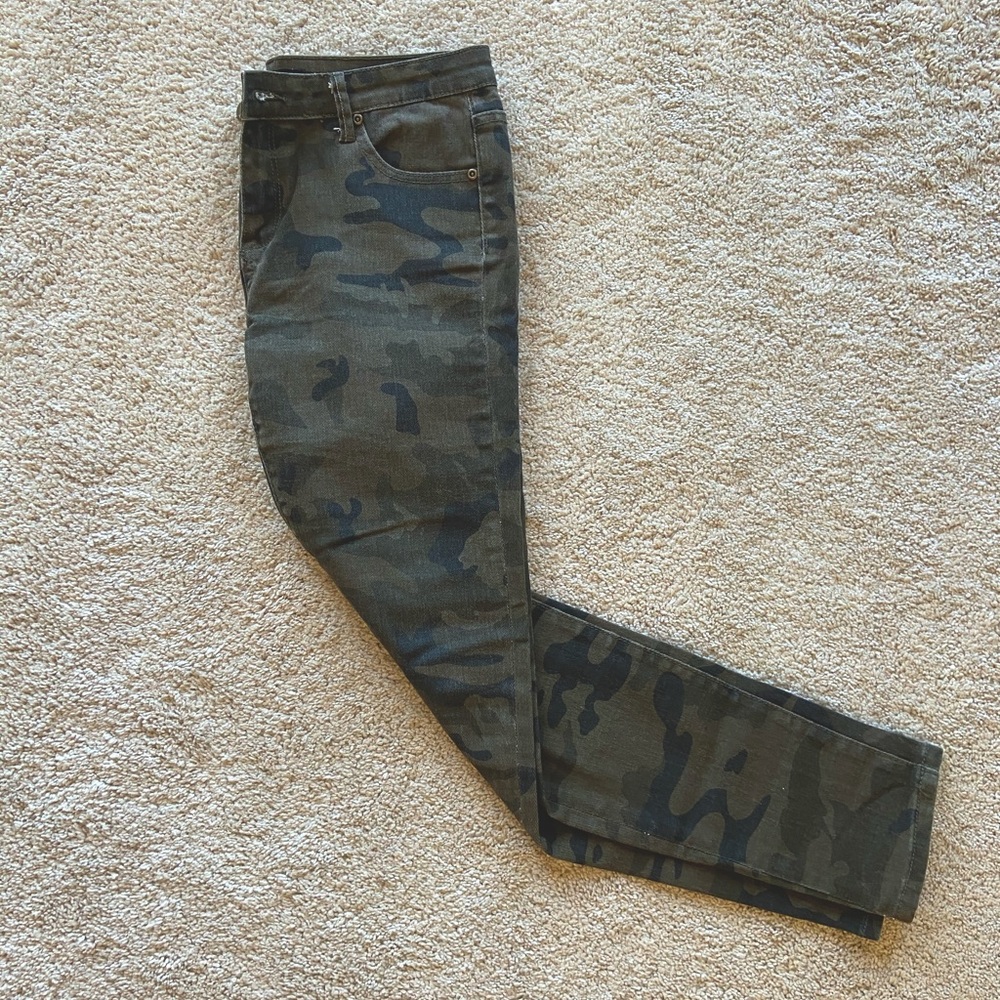 CAMO SKINNY JEANS - Forever 21